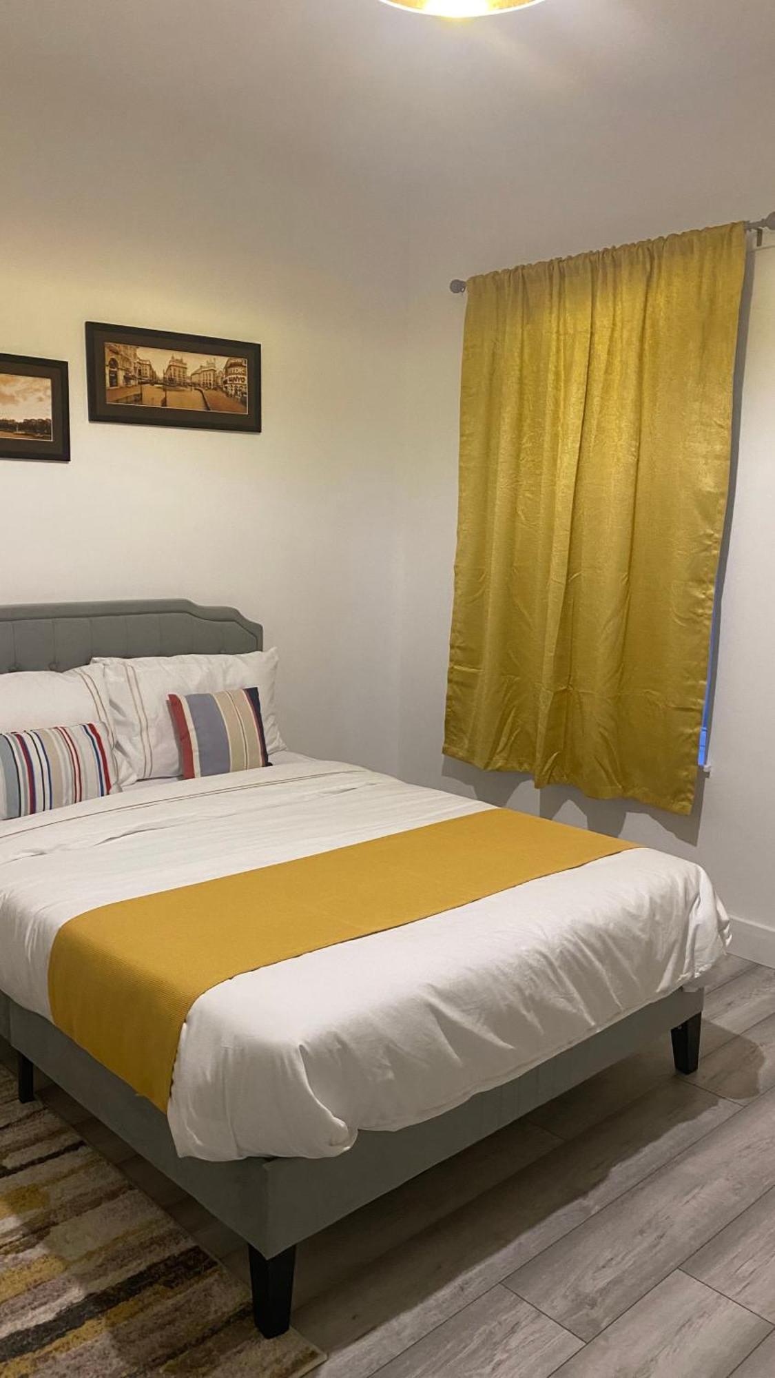New Guest House, Individual Ensuite With Comfortable Double Beds, Tv And Wifi * Luton (Bedfordshire)